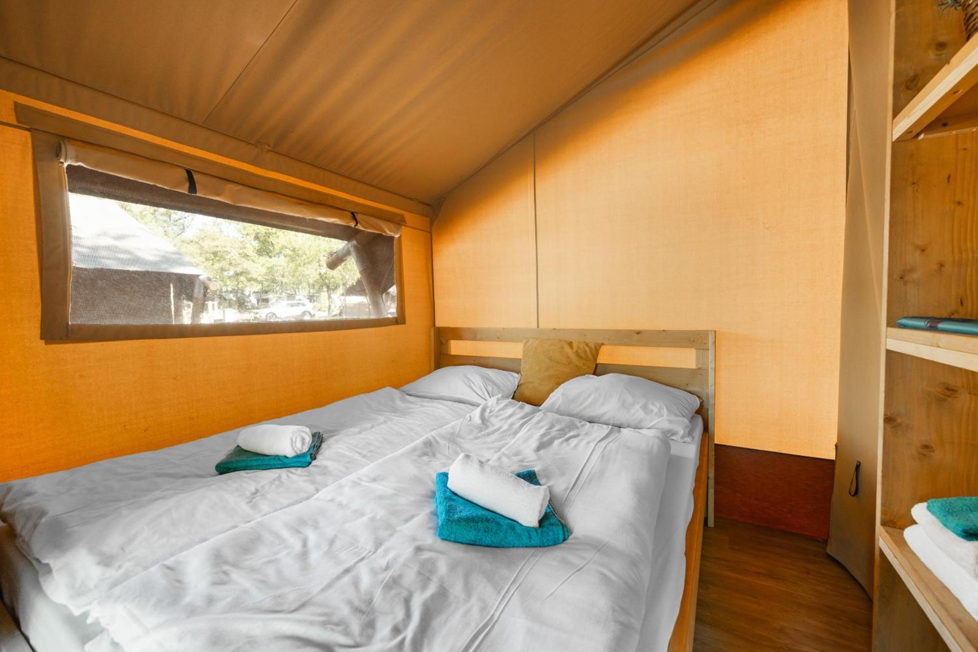 Easyatent Safari Tent Lanterna Červar-Porat Rom bilde
