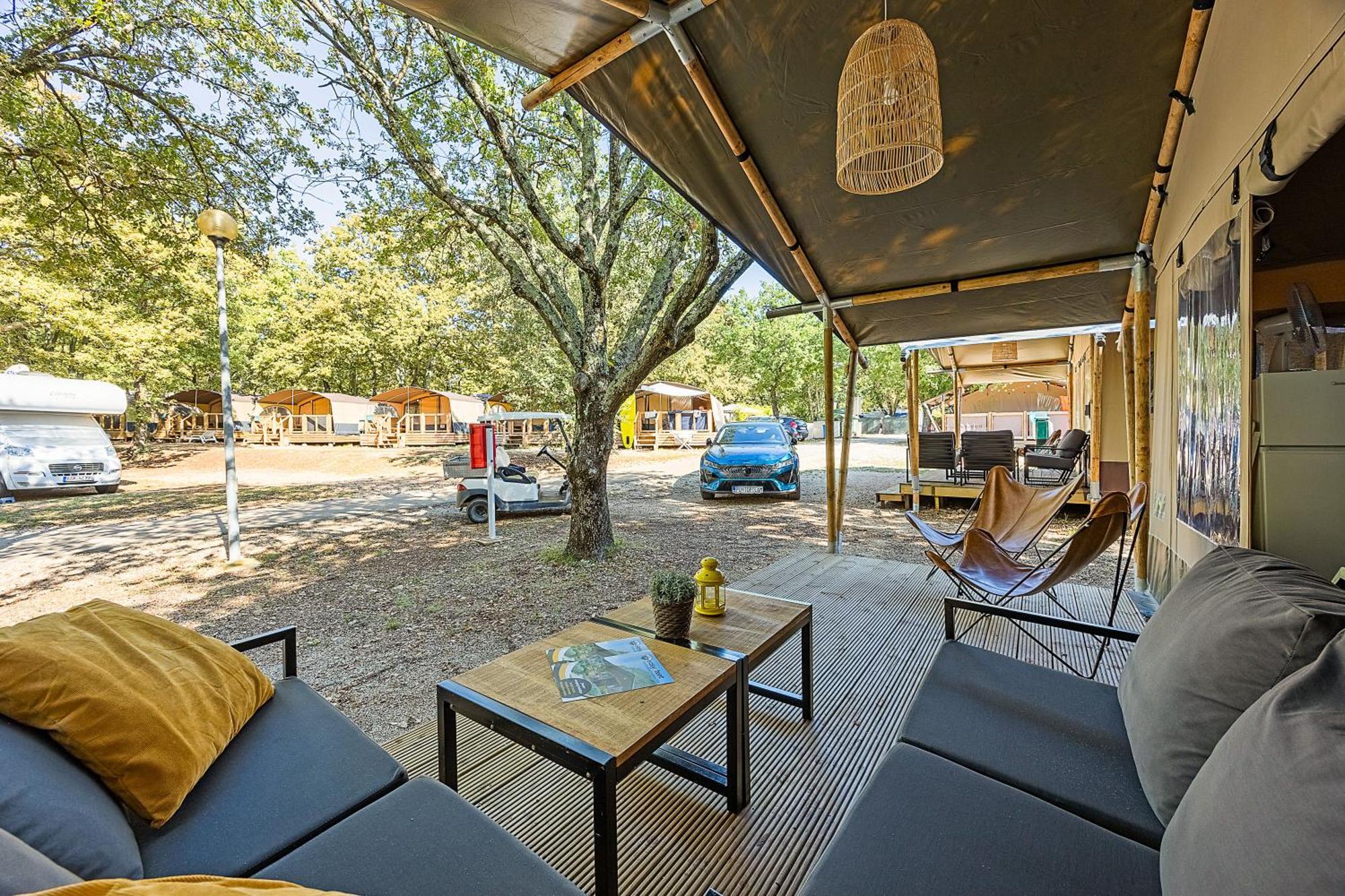 Easyatent Safari Tent Lanterna Červar-Porat Rom bilde
